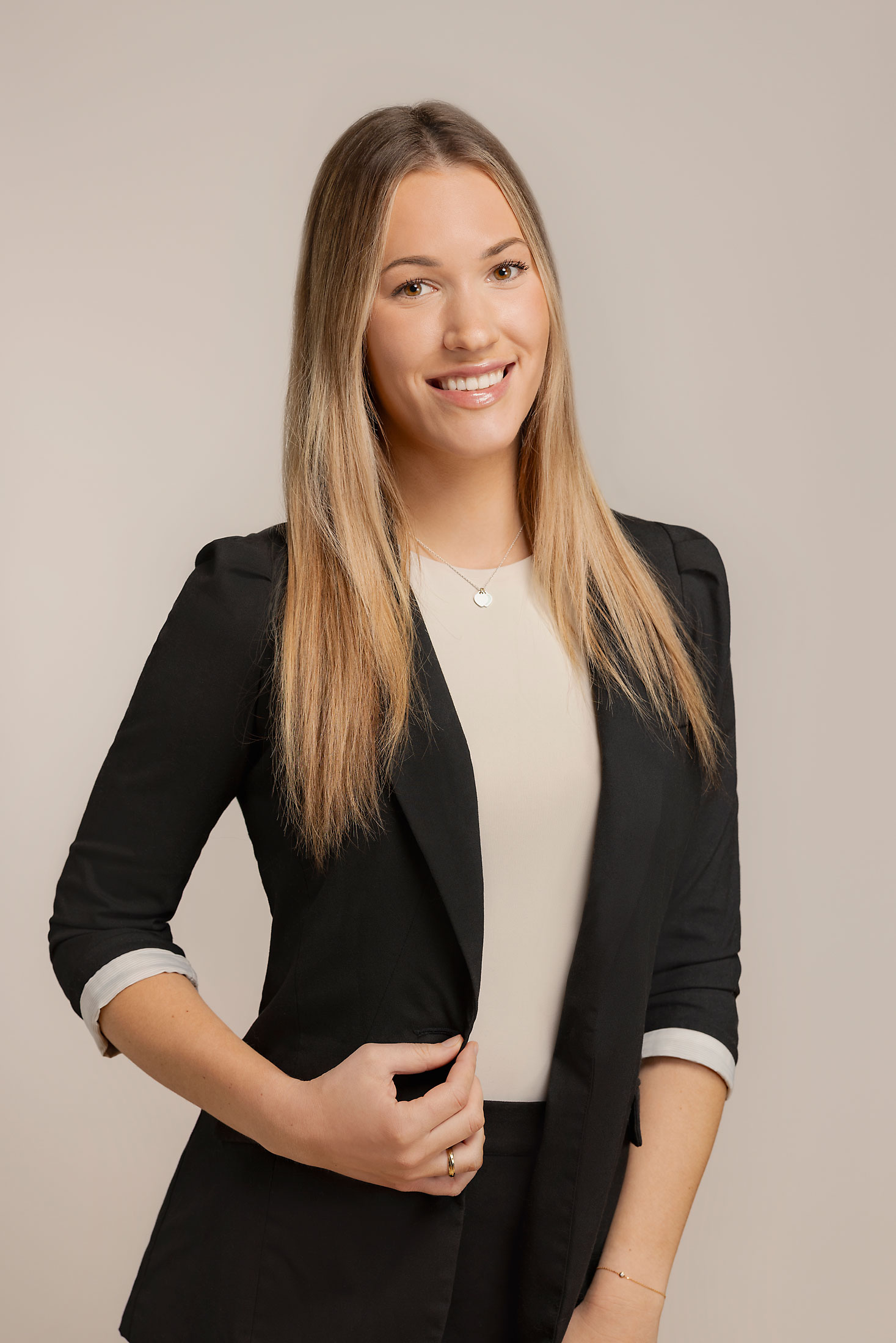 Laurie Bertrand - Cain Lamarre